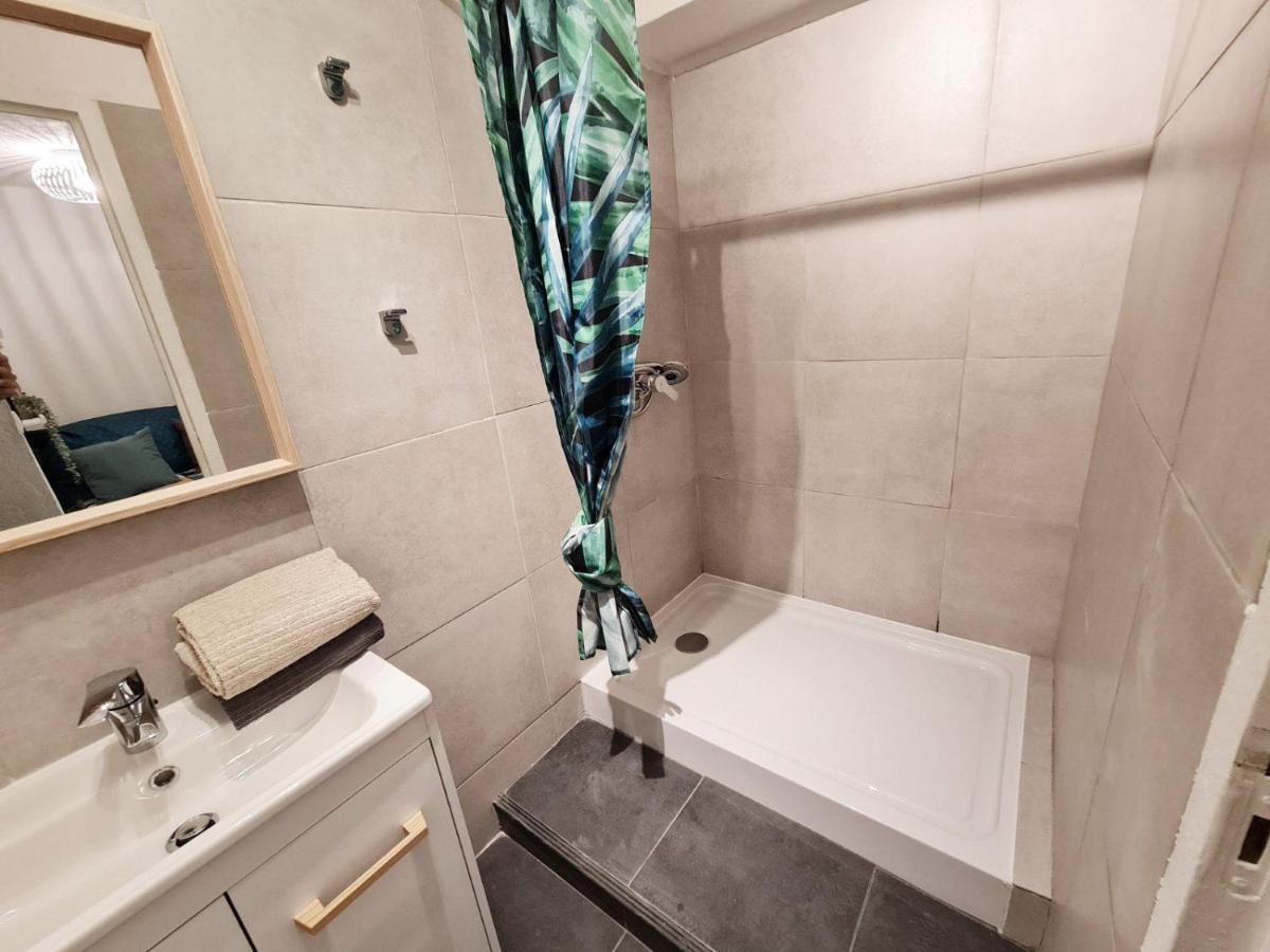 Gregbnb - T2 Design 34M2 - Toulon Est - Wifi Fibre - N9 Buitenkant foto